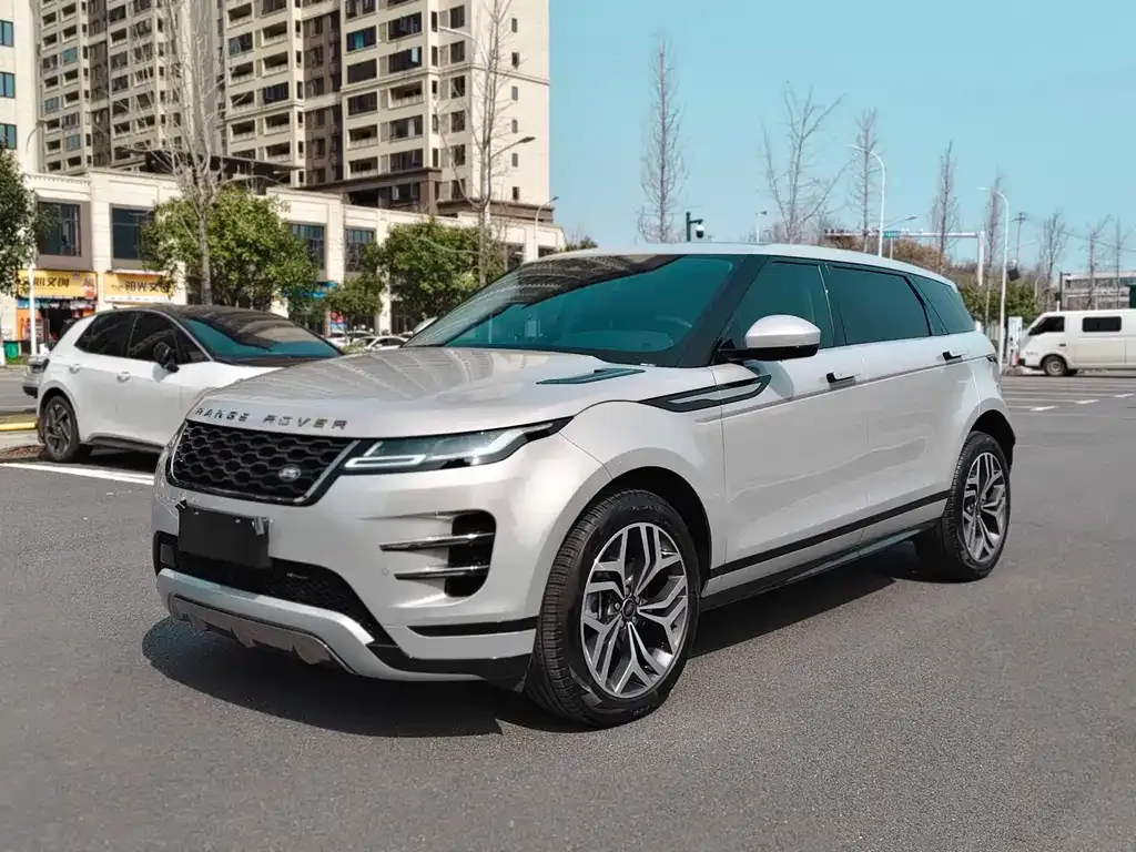 Land Rover Evoque — фото 1
