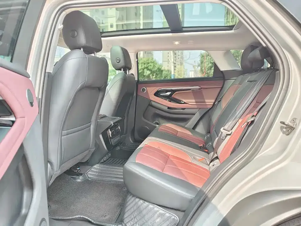 Land Rover Evoque — фото 5