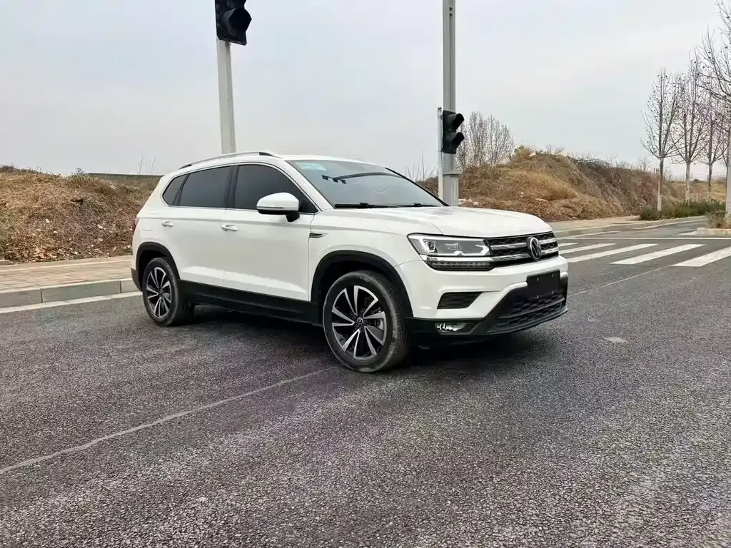 Volkswagen Tharu — фото 4