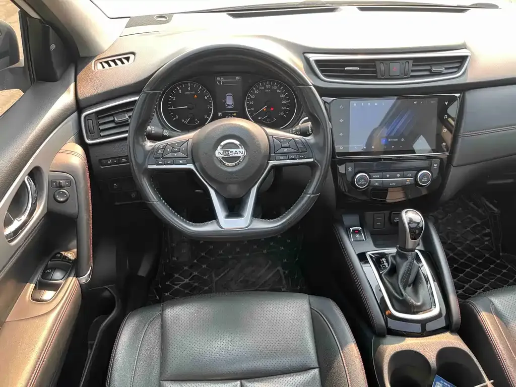 Nissan Qashqai — фото 10