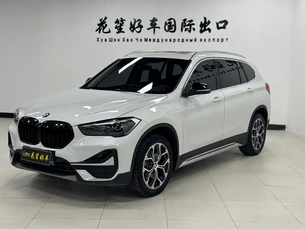 BMW X1 — фото 1