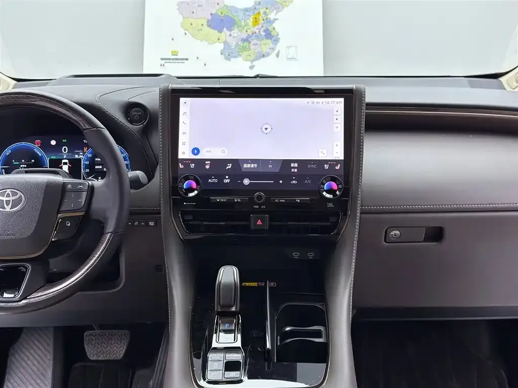 Toyota Alphard — фото 7