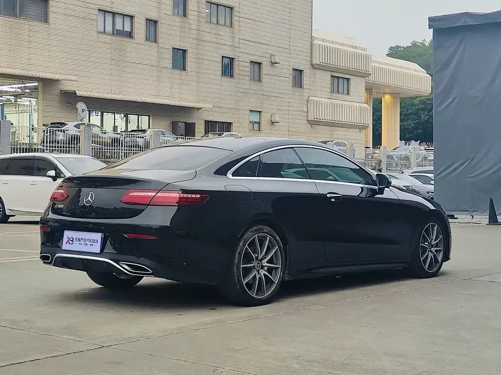 Mercedes-Benz E-Class (Import) — фото 10