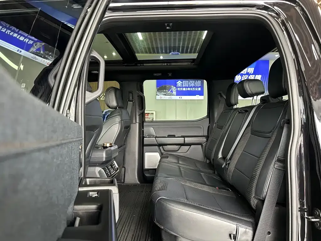 Ford F-150 Raptor — фото 8