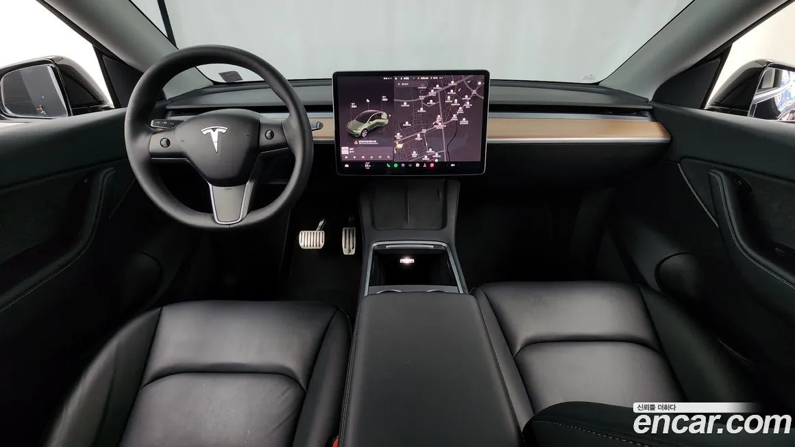 Tesla Model Y — фото 2