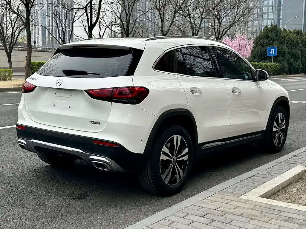 Mercedes-Benz GLA — фото 2