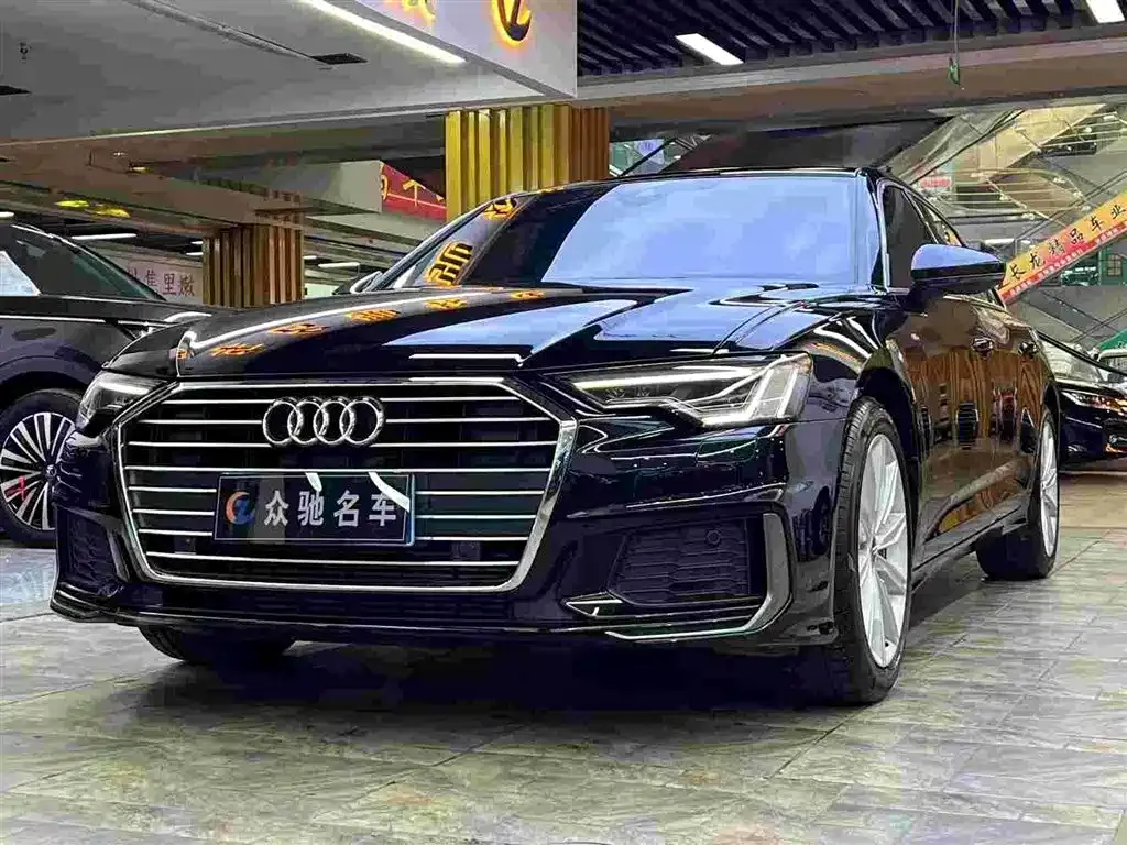 Audi A6L — фото 2