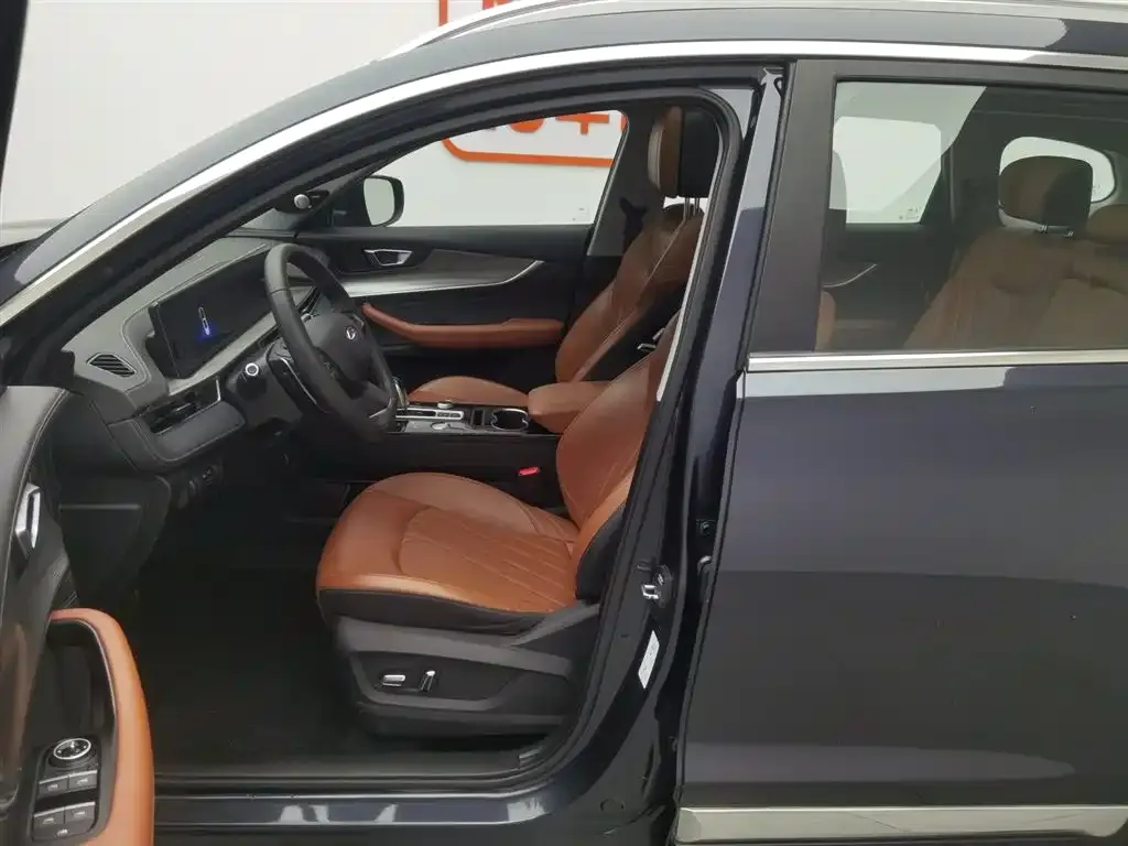 Chery Tiggo 8 PLUS — фото 9