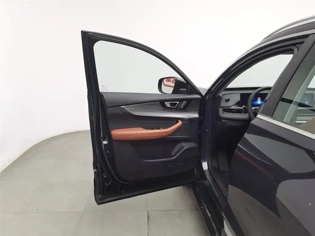 Chery Tiggo 8 PLUS — фото 6