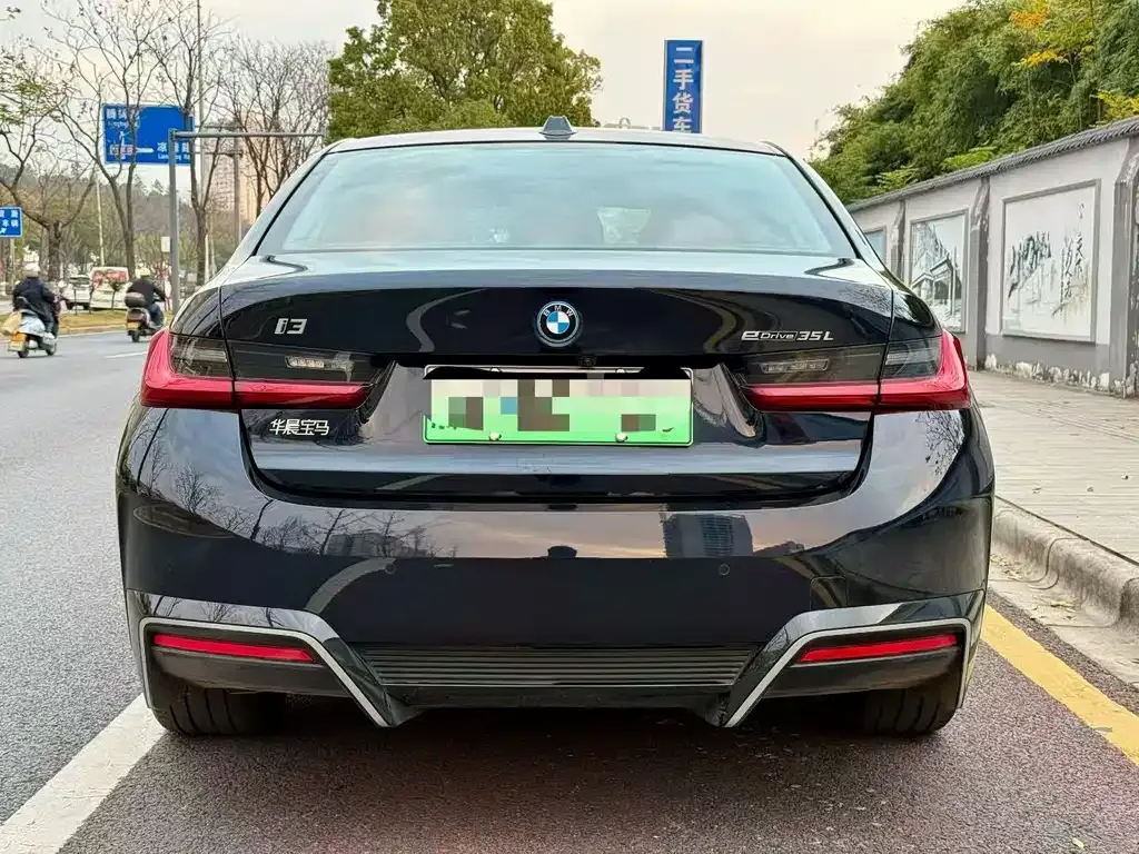 BMW i3 — фото 5