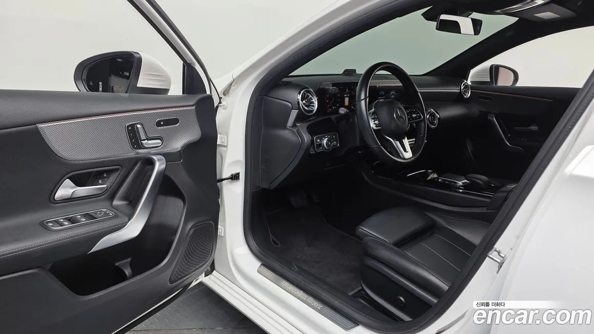 Mercedes-Benz A-Class — фото 2