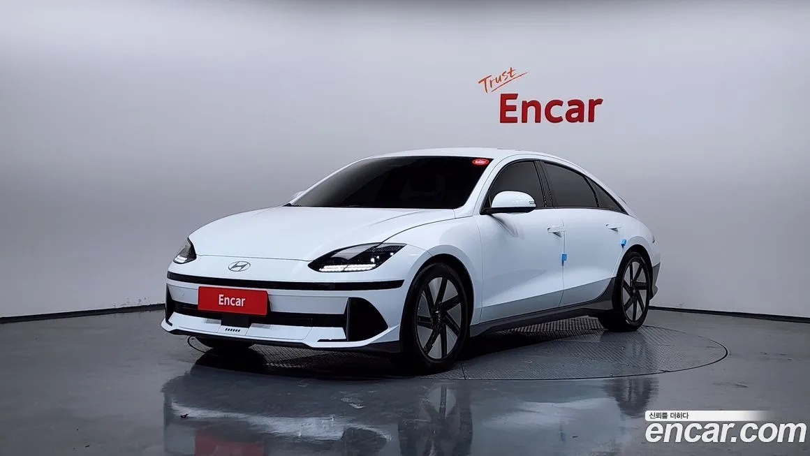 Hyundai Ioniq6 — фото 1