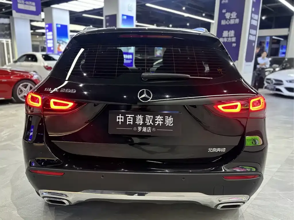 Mercedes-Benz GLA — фото 10