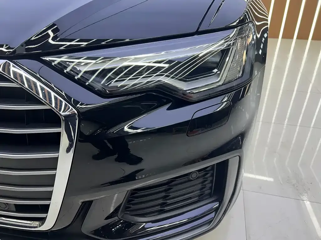 Audi A6L — фото 6