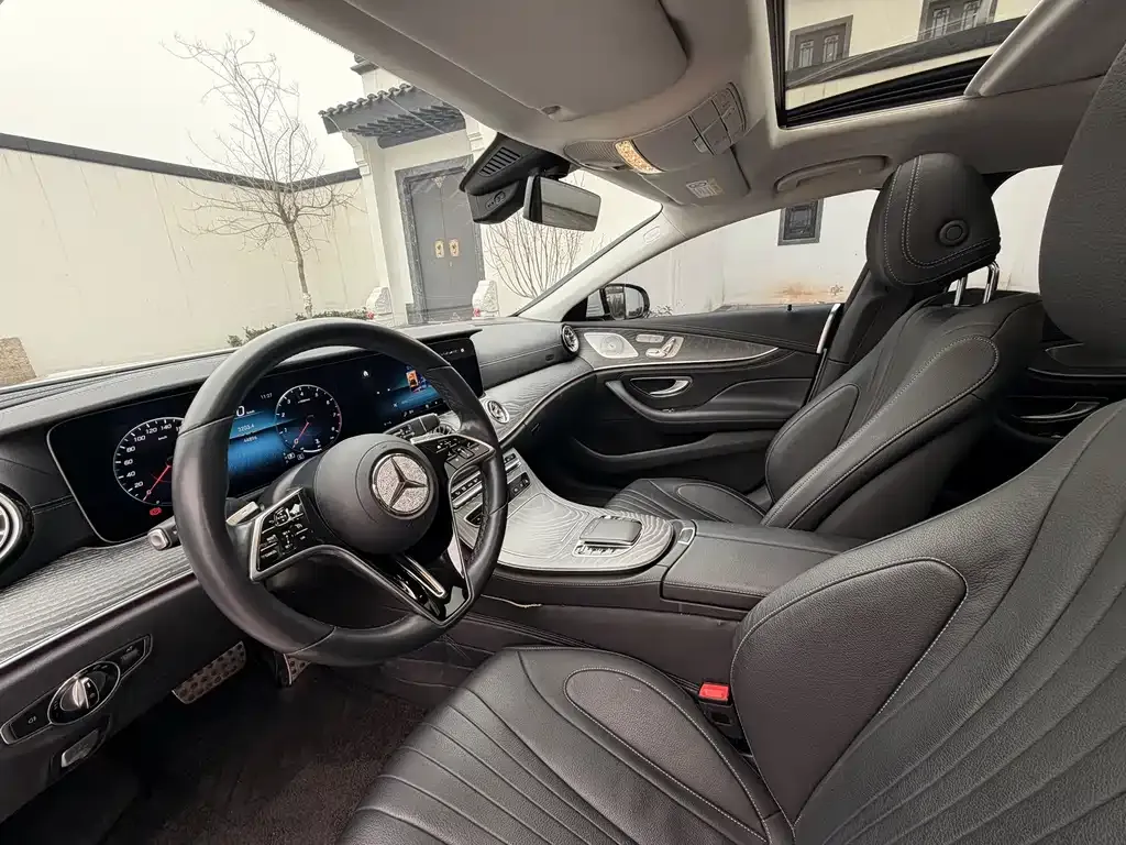 Mercedes-Benz CLS — фото 10