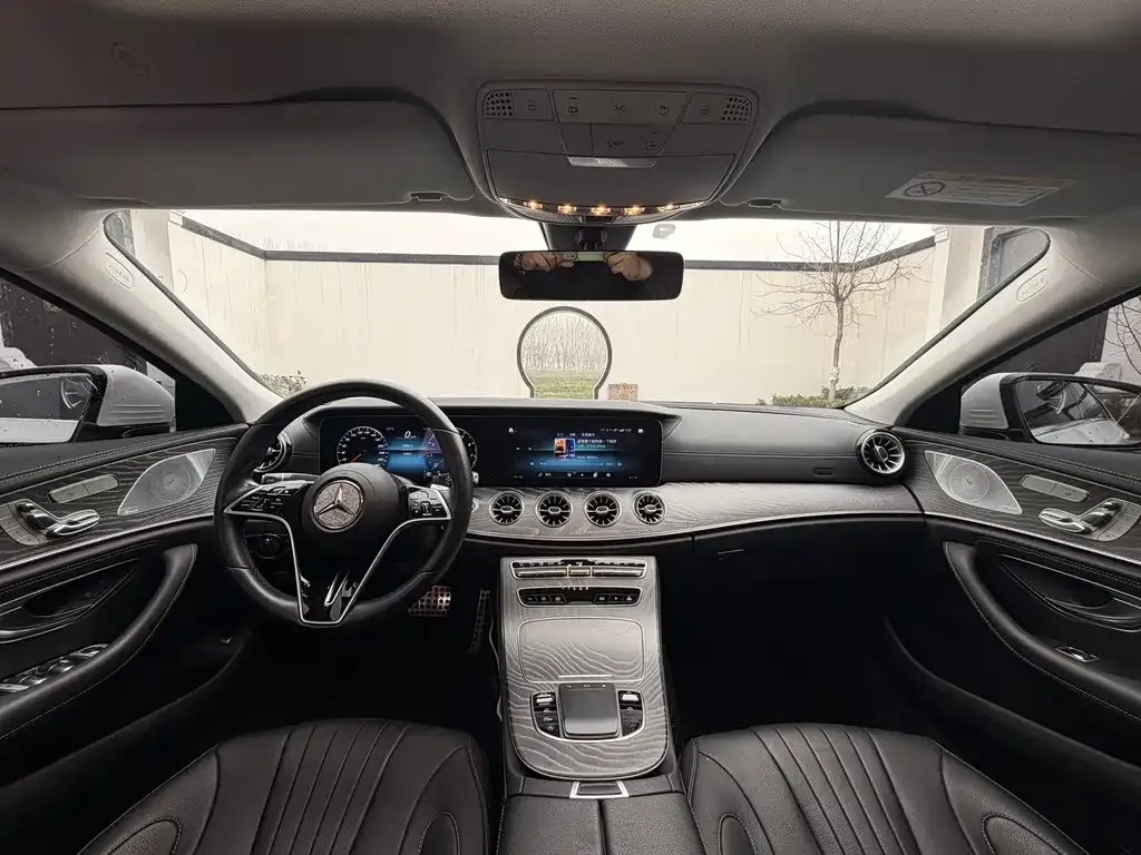 Mercedes-Benz CLS — фото 4