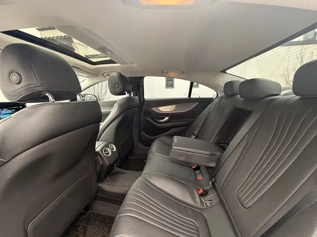 Mercedes-Benz CLS — фото 7