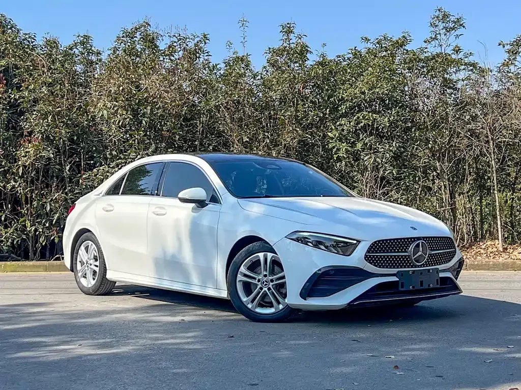 Mercedes-Benz A-Class — фото 10