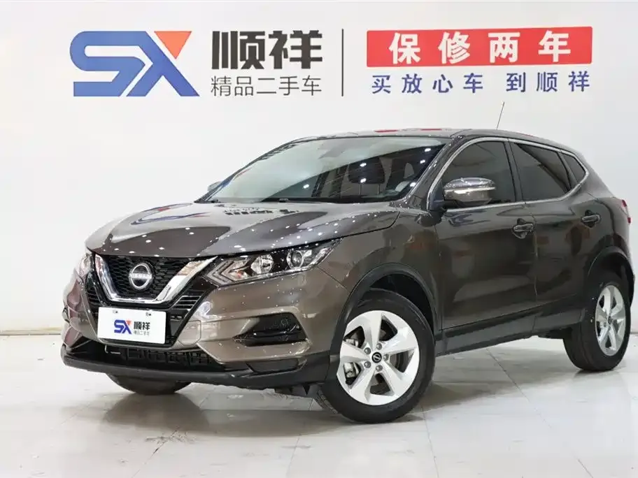 Nissan Qashqai — фото 1