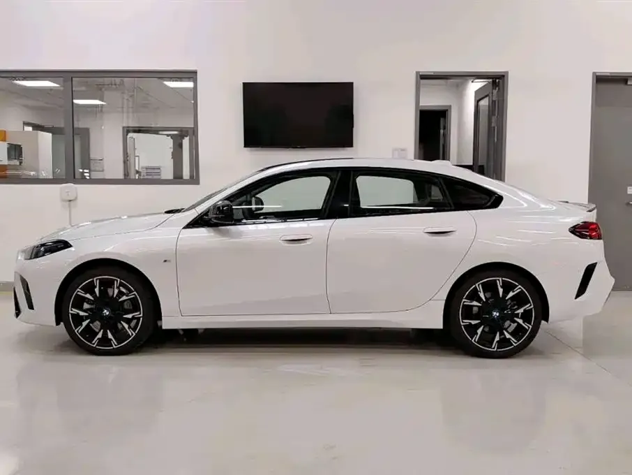BMW 2 Series — фото 4