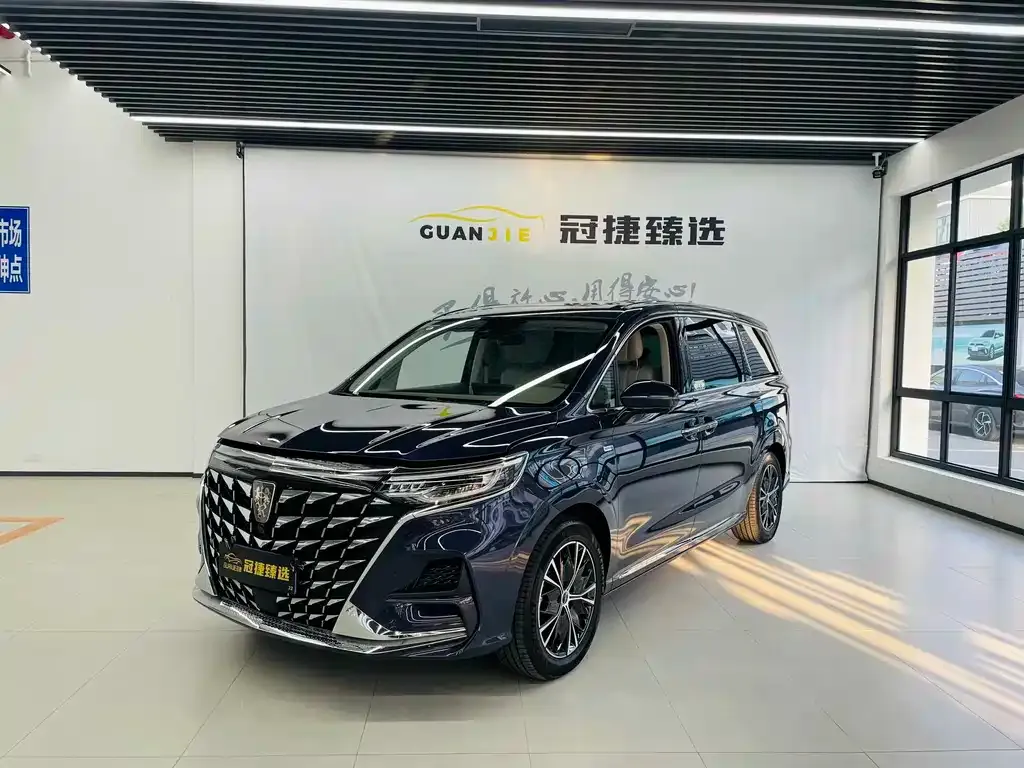 Roewe iMAX8 — фото 1