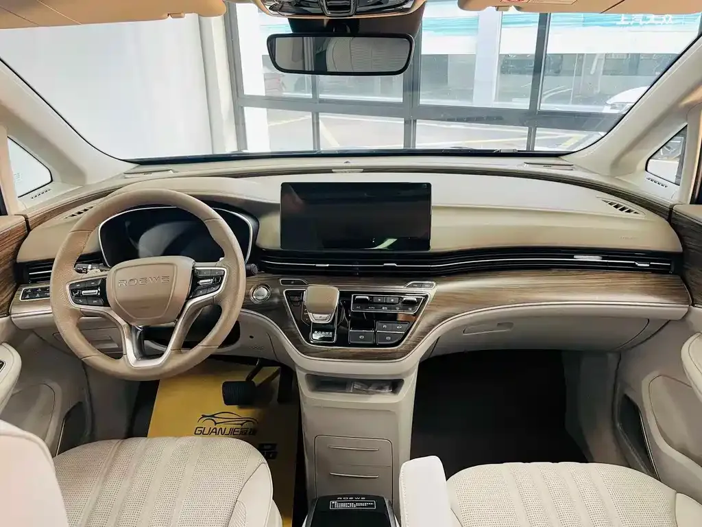 Roewe iMAX8 — фото 4