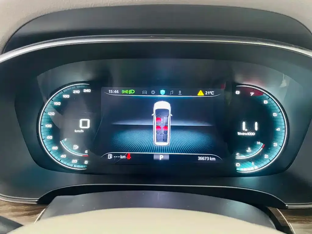 Roewe iMAX8 — фото 5
