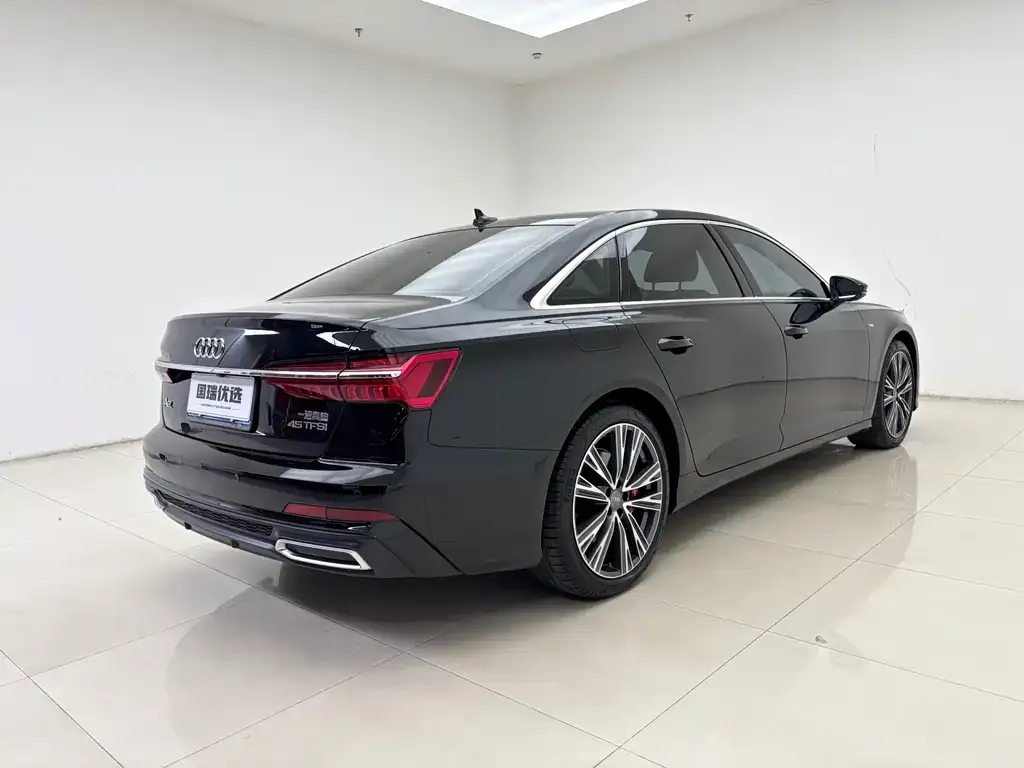 Audi A6L — фото 3
