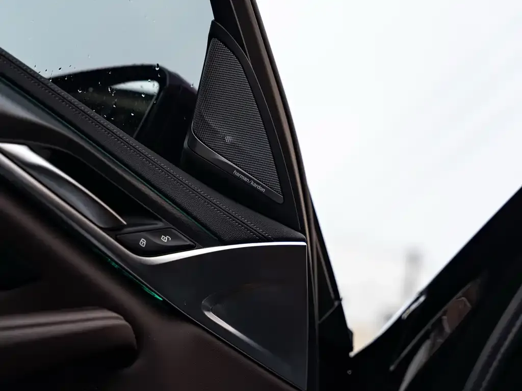 BMW 5 Series (Import) — фото 9