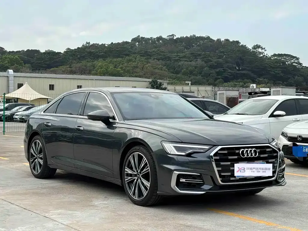 Audi A6L — фото 2