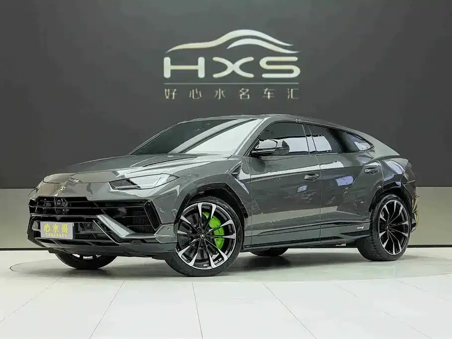 Lamborghini Urus — фото 1
