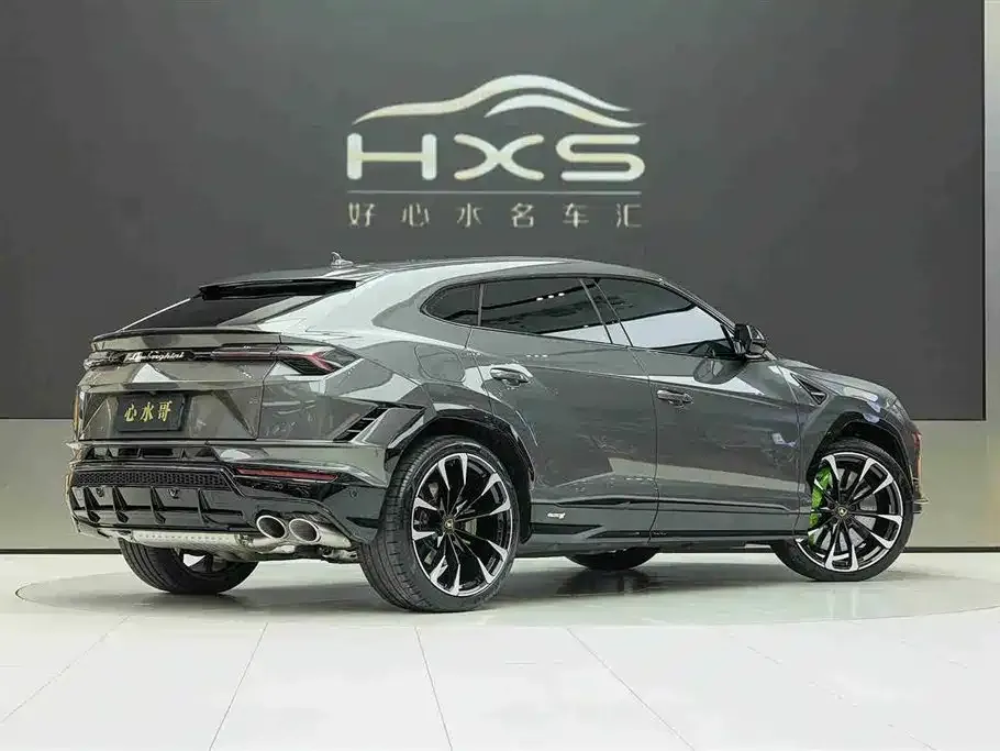 Lamborghini Urus — фото 3