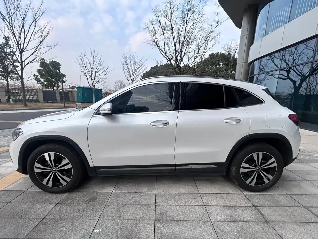 Mercedes-Benz GLA — фото 2