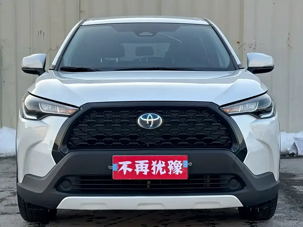 Toyota Corolla Cross — фото 2
