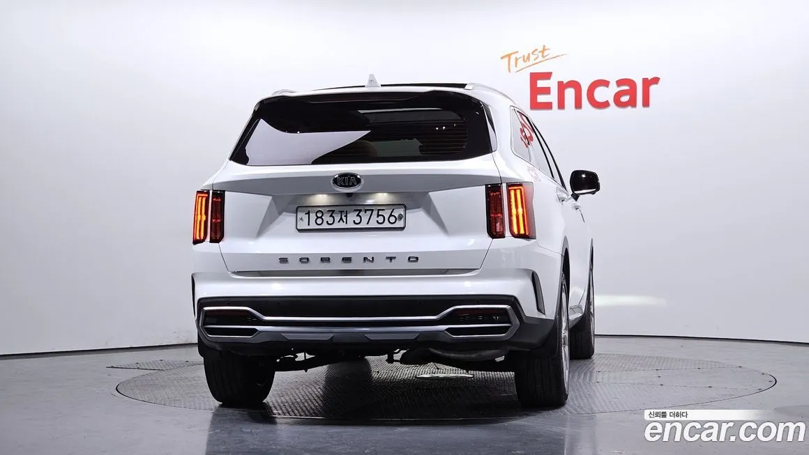 Kia Sorento — фото 2
