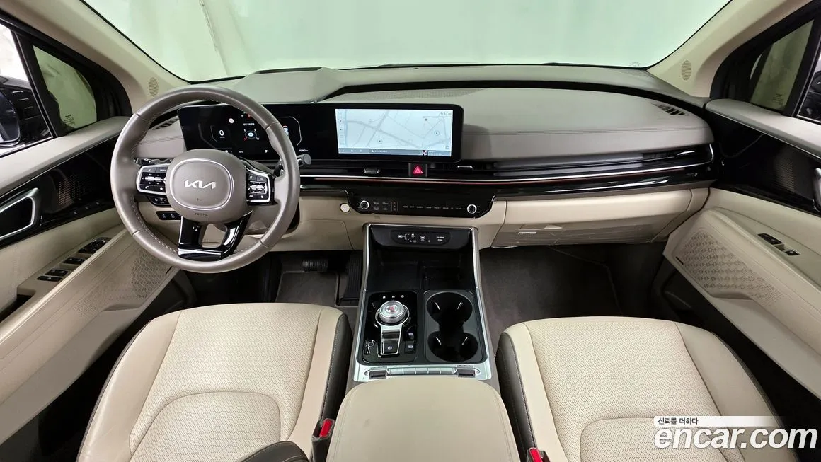 Kia Carnival — фото 10