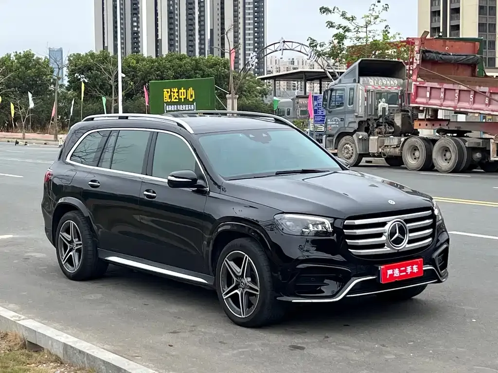 Mercedes-Benz GLS — фото 9