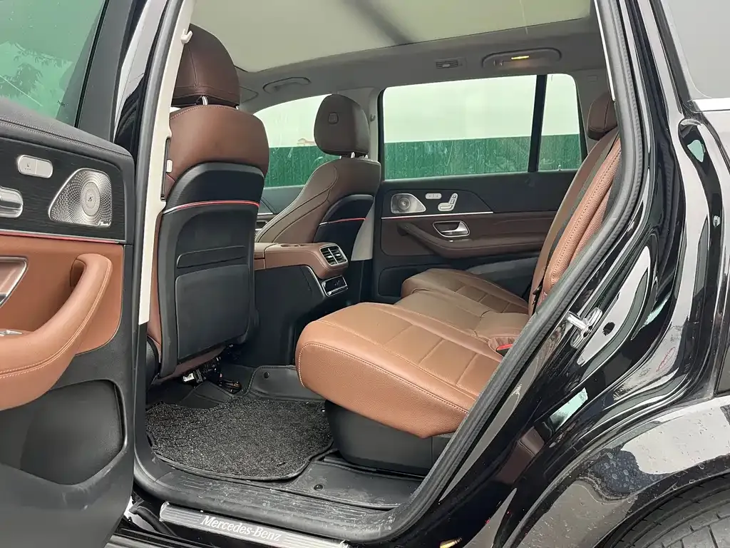 Mercedes-Benz GLS — фото 5