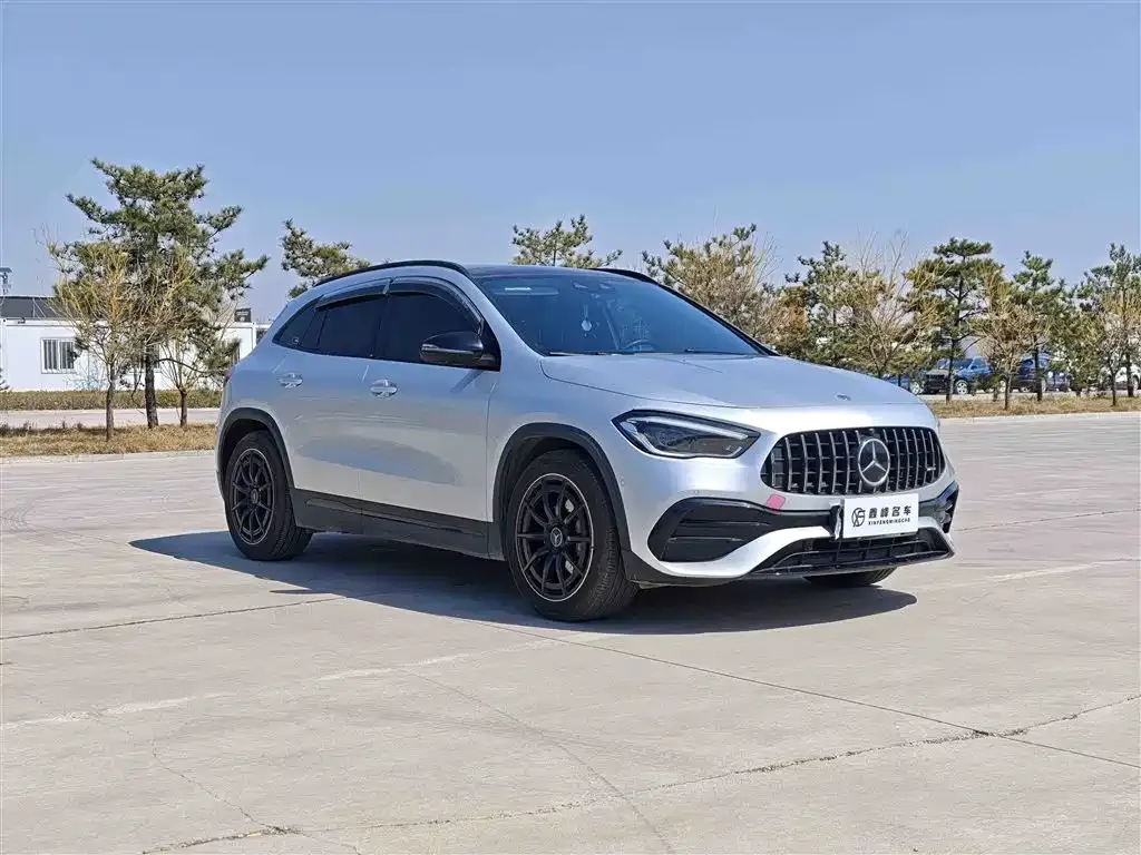 Mercedes-Benz GLA AMG — фото 9