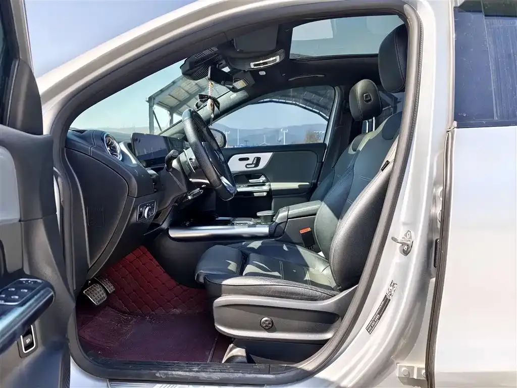 Mercedes-Benz GLA AMG — фото 8