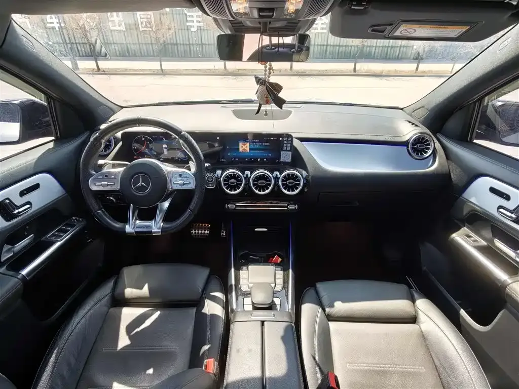 Mercedes-Benz GLA AMG — фото 6