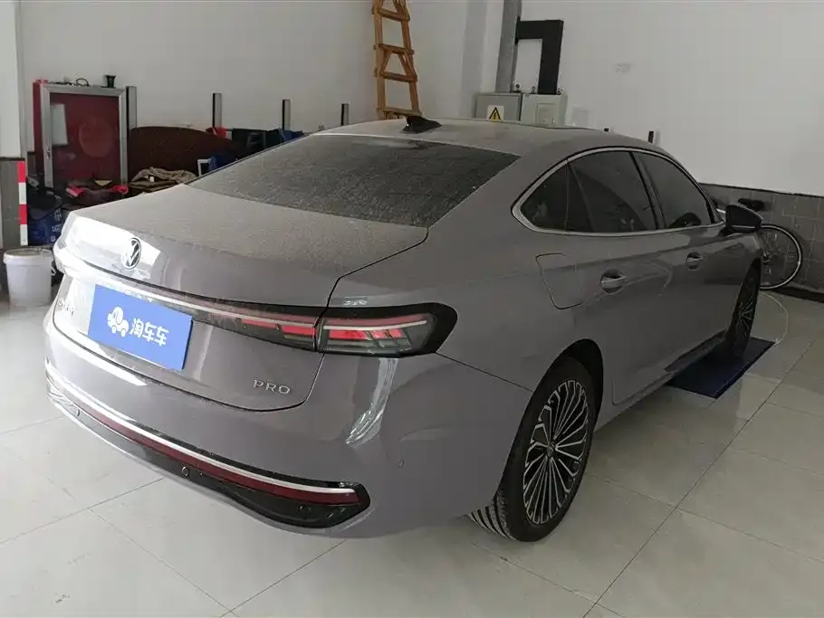 Volkswagen Passat — фото 2