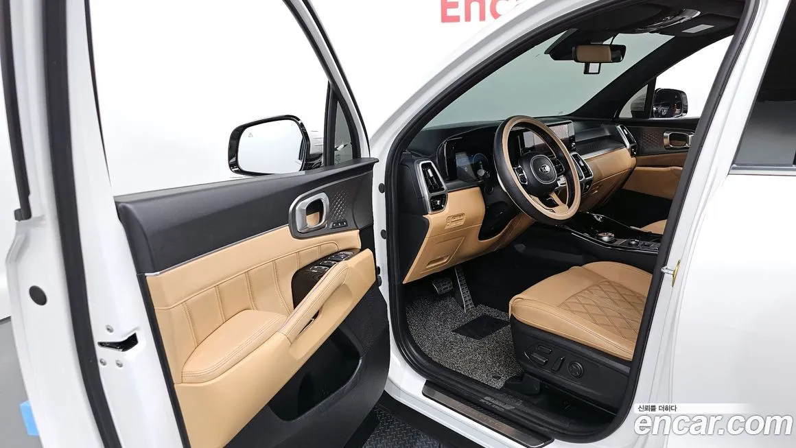 Kia Sorento — фото 9