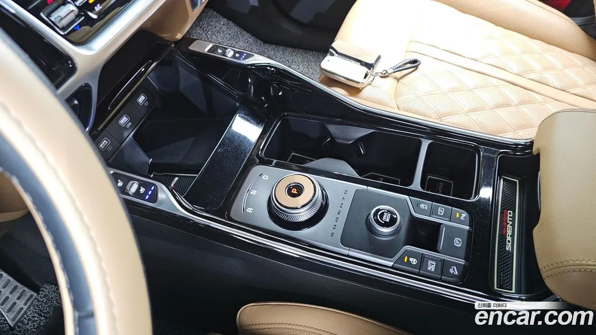 Kia Sorento — фото 8