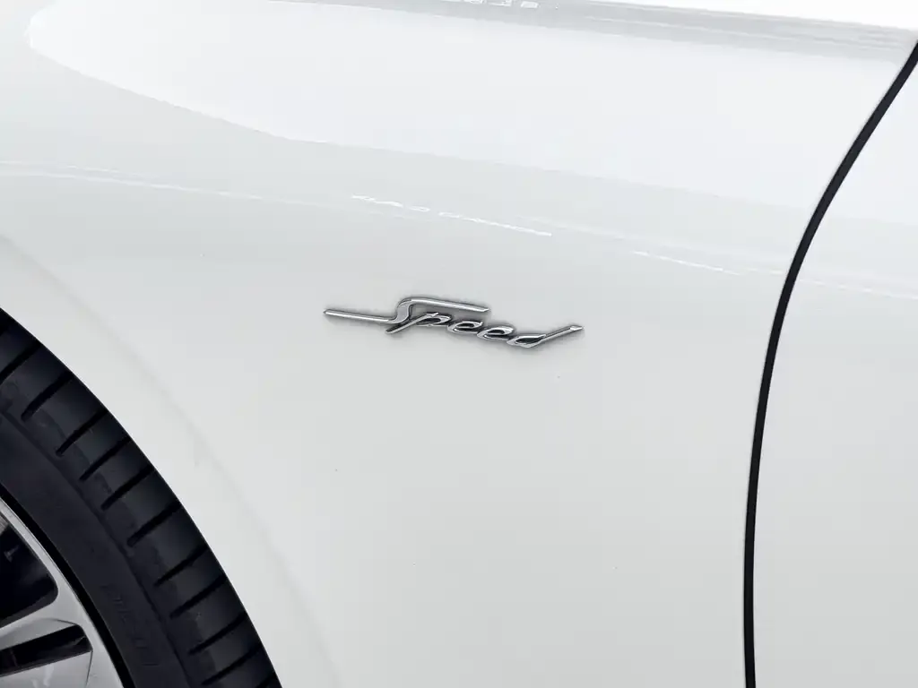 Bentley Continental PHEV — фото 3