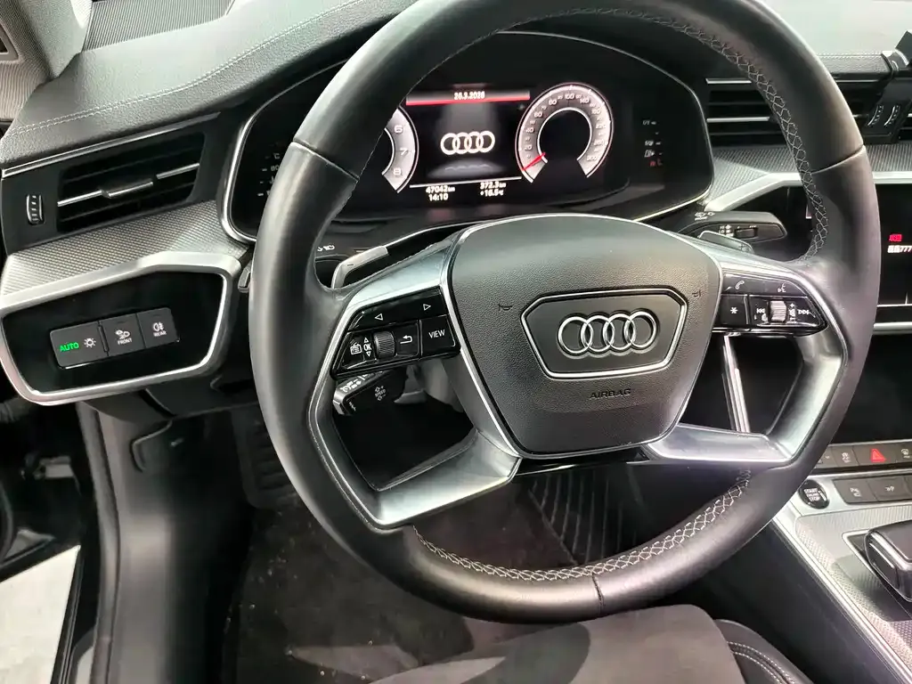 Audi A7L — фото 4