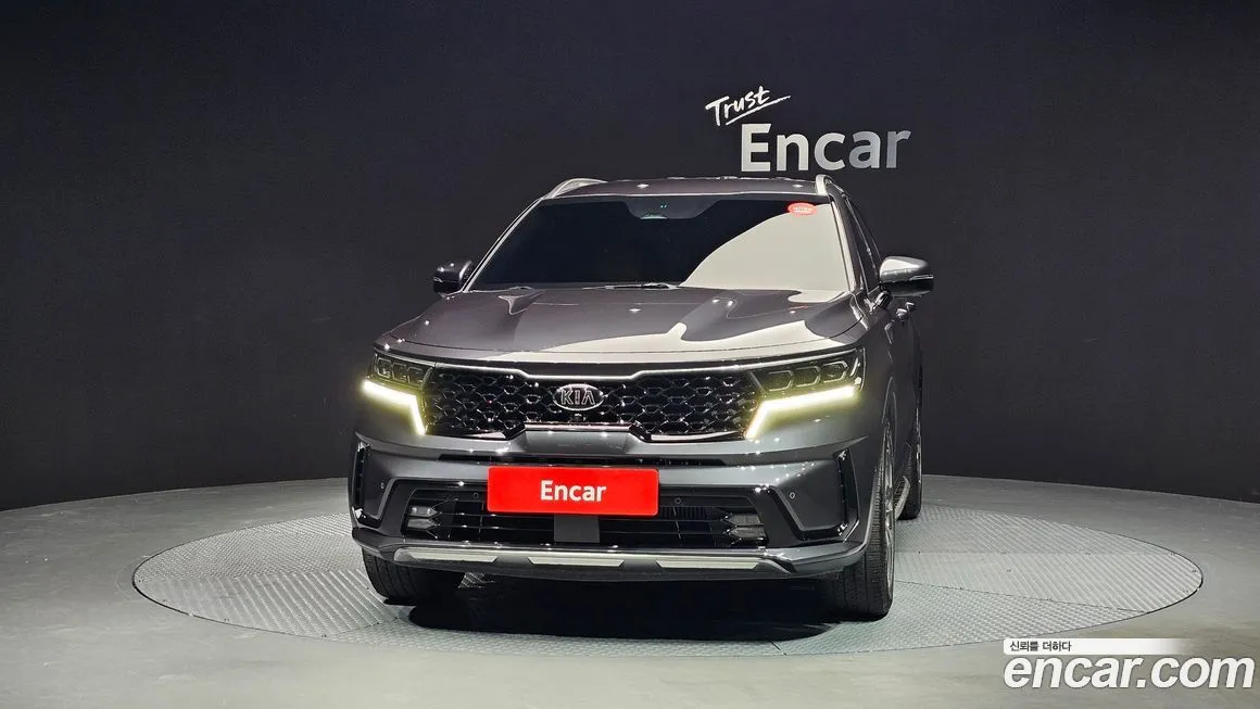 Kia Sorento — фото 8