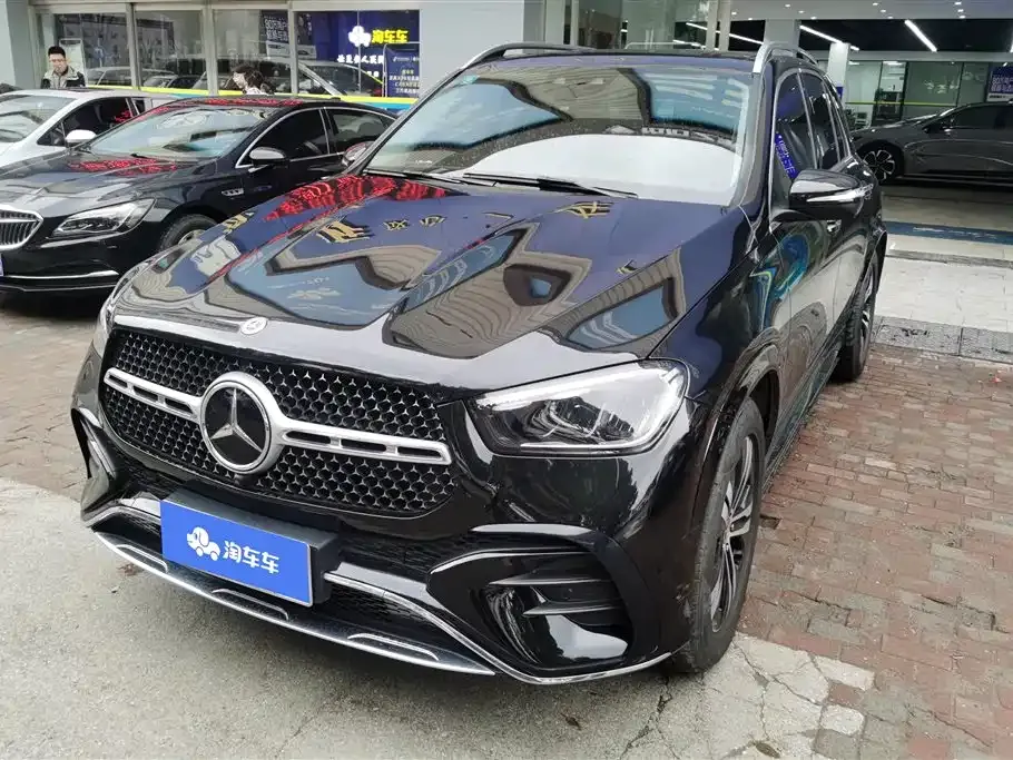 Mercedes-Benz GLE — фото 1