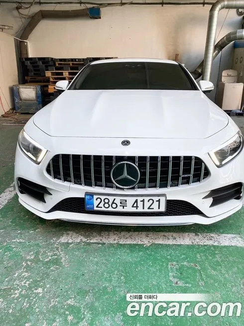 Mercedes-Benz CLS-Class — фото 1