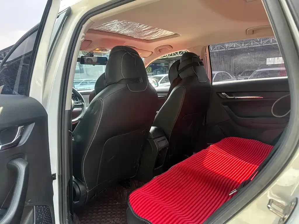 Skoda Kamiq — фото 9